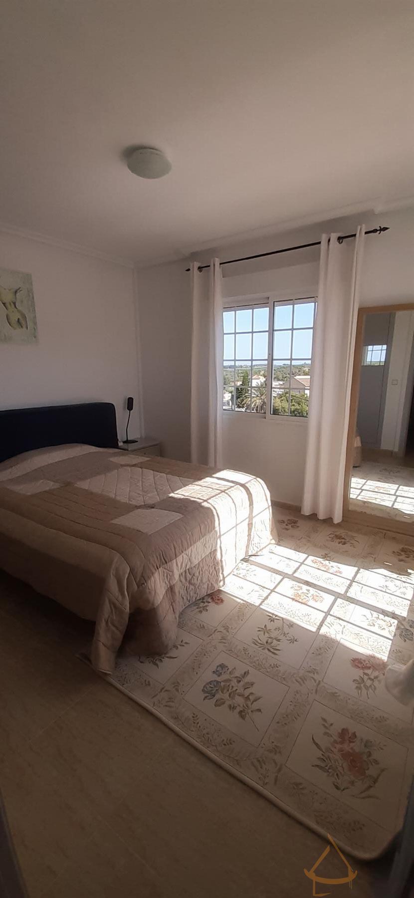 For sale of chalet in Algorfa