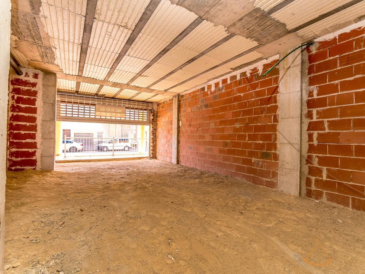 For sale of commercial in Dolores