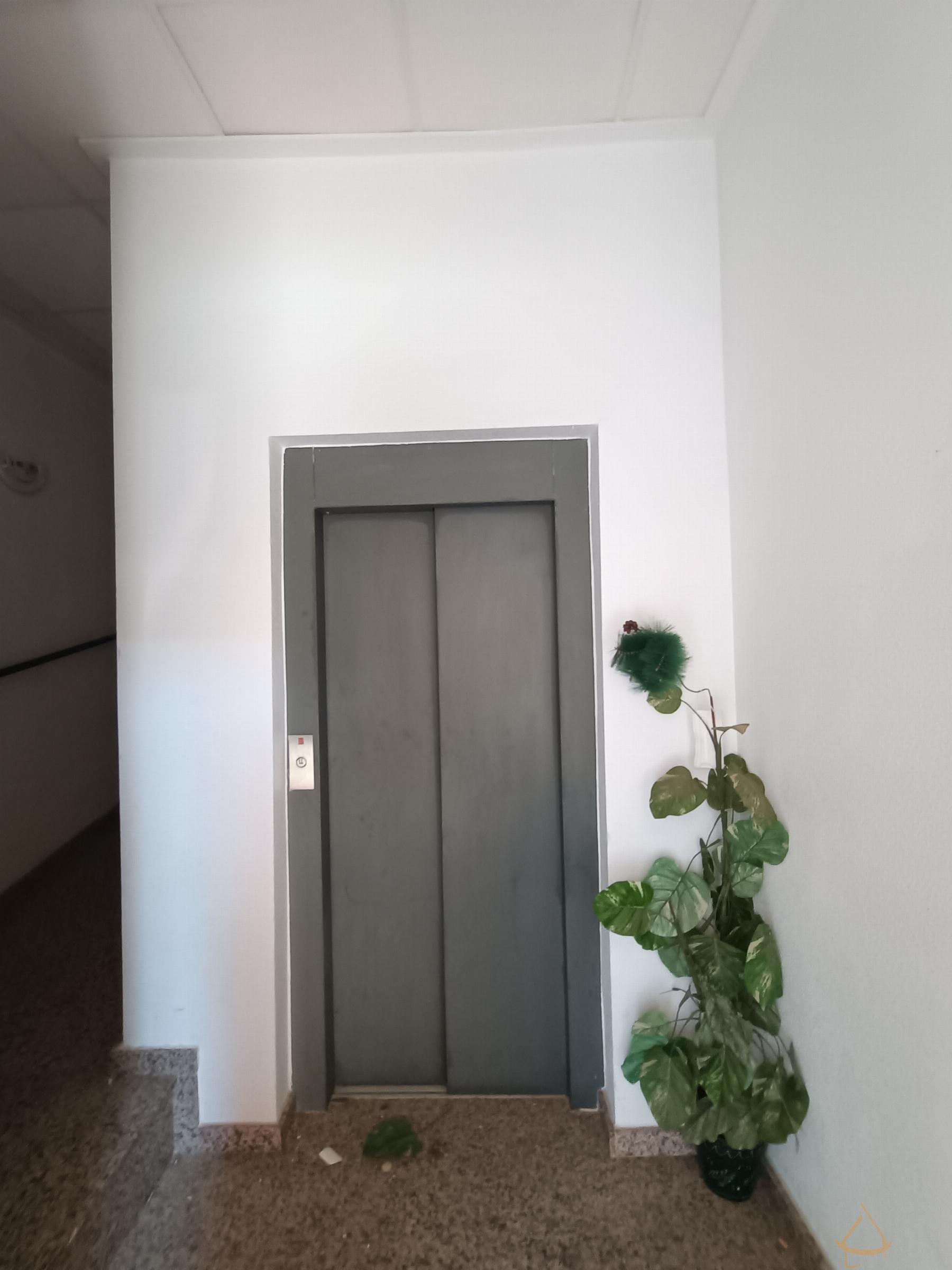 For sale of flat in Algorfa