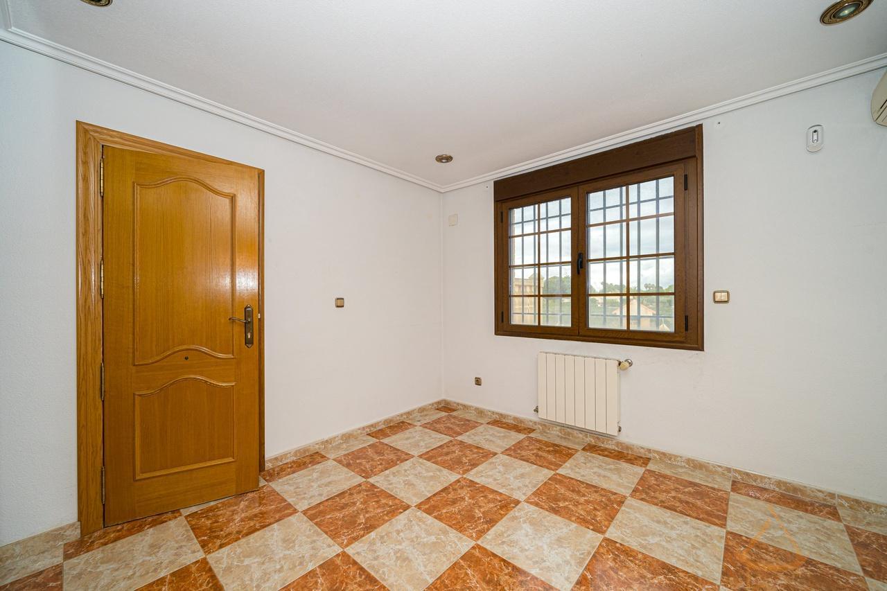 Venta de casa en Elche-Elx