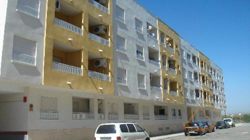 For sale of flat in Algorfa