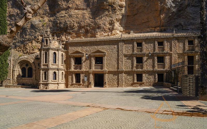 Zu verkaufen von villa in
 Calasparra