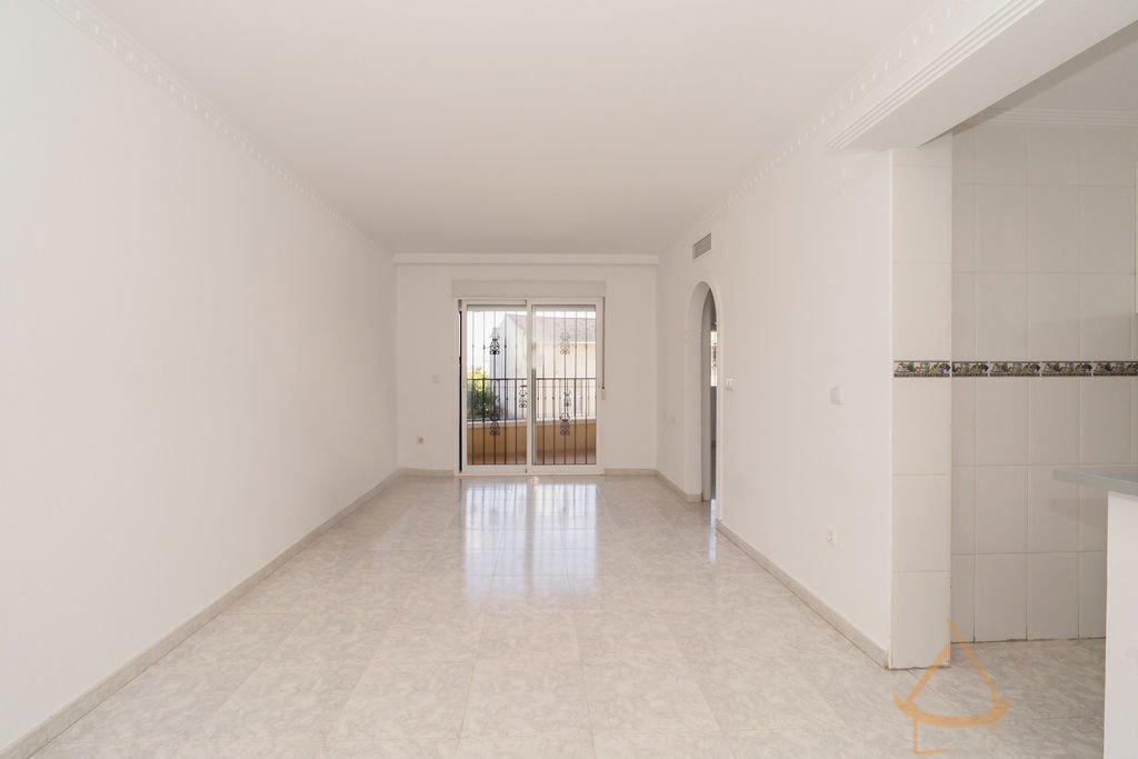 Sprzedaż z apartament w Rafal