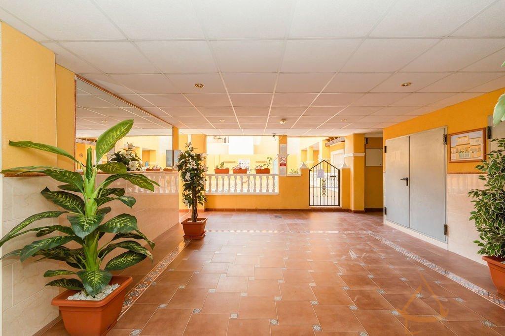 Sprzedaż z apartament w Rafal