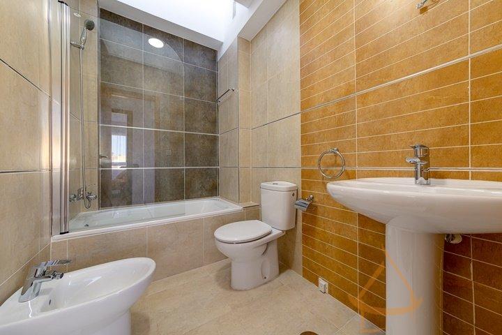 For sale of duplex in Algorfa