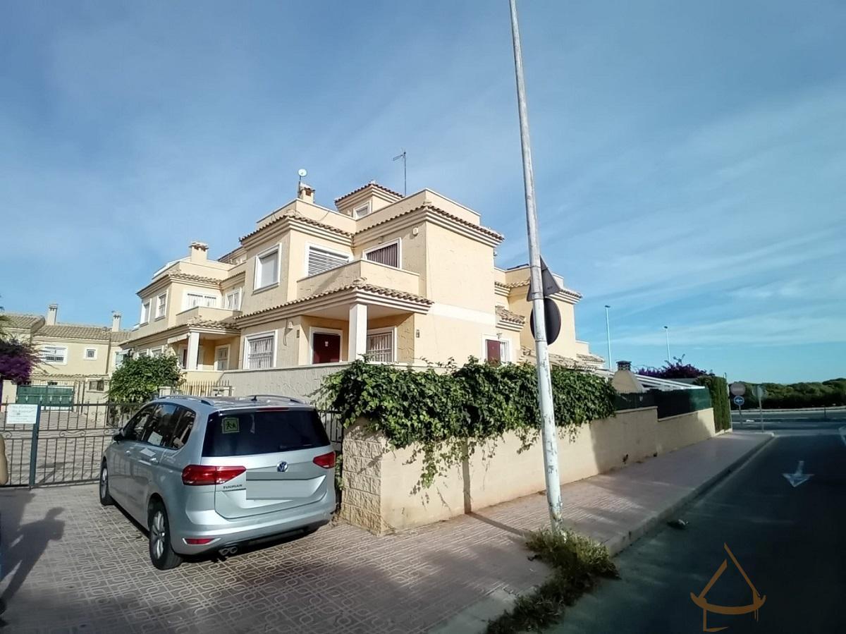 For sale of bungalow in Torrevieja