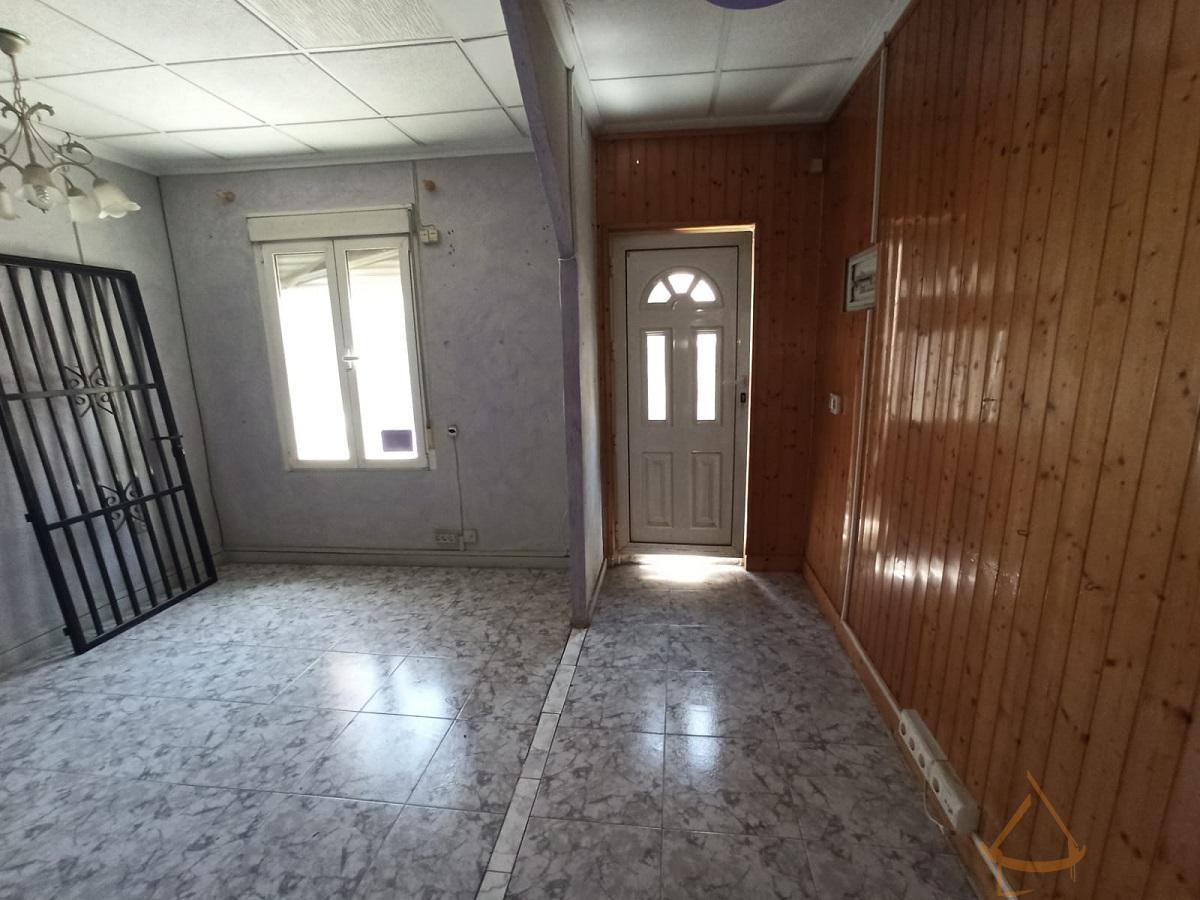 For sale of duplex in Almoradí