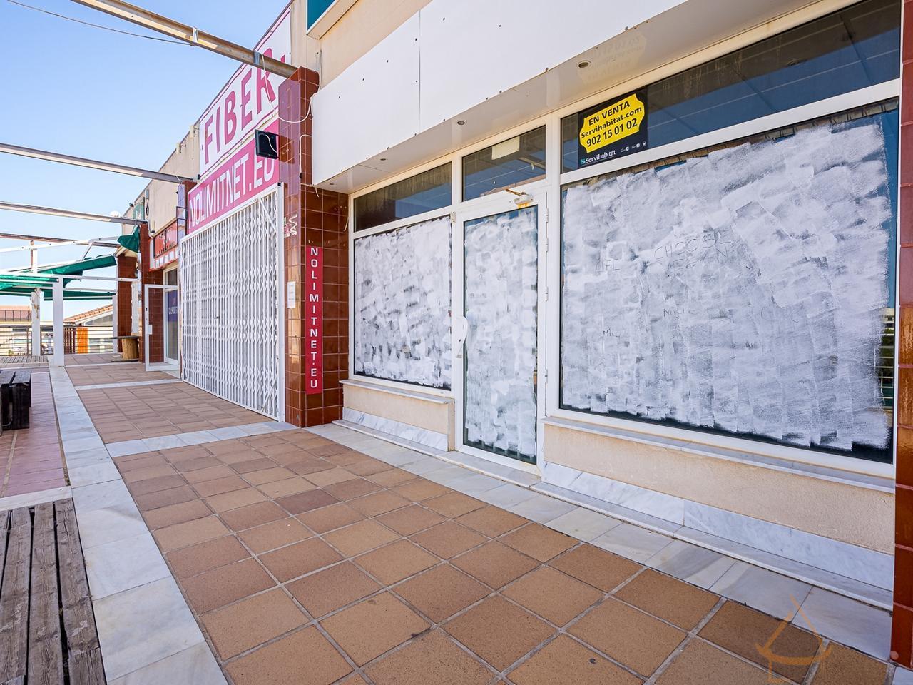 Venta de local comercial en Orihuela Costa