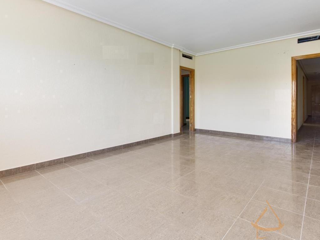 For sale of flat in Los Montesinos