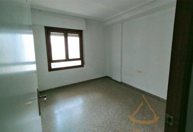 For sale of duplex in Almoradí