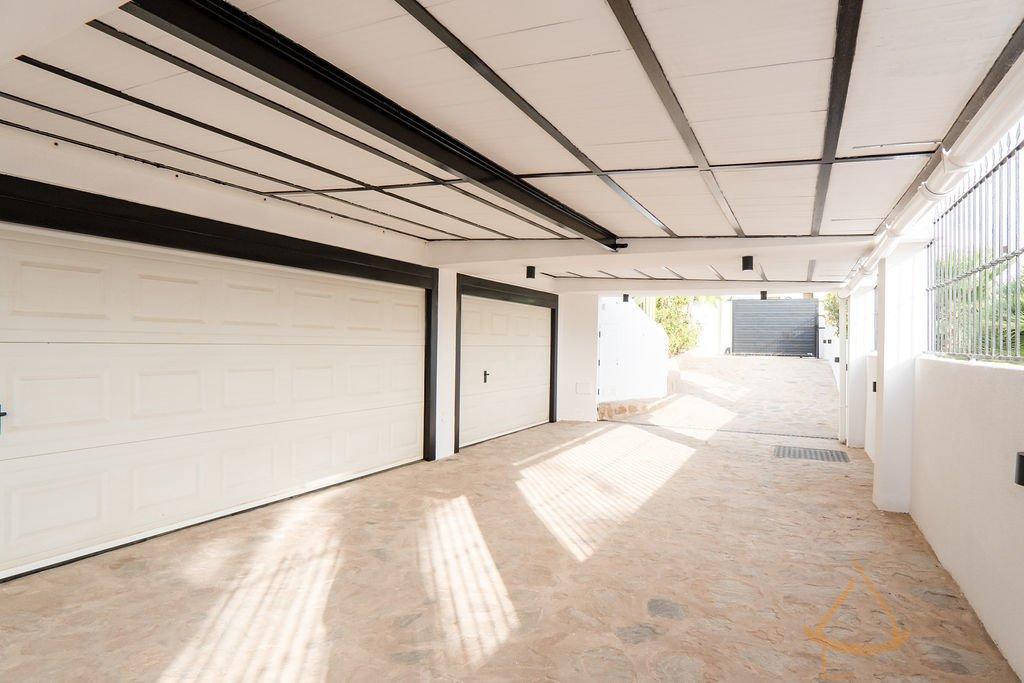 For sale of chalet in Orihuela Costa