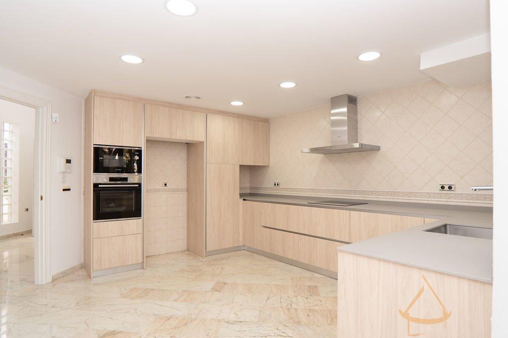 For sale of chalet in Orihuela Costa