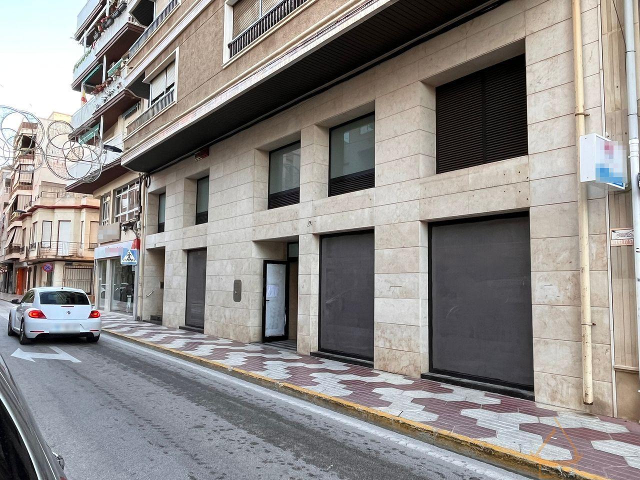Venta de local comercial en Santa Pola