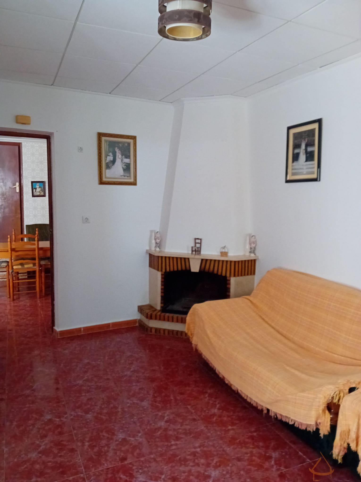 For sale of house in Benejúzar