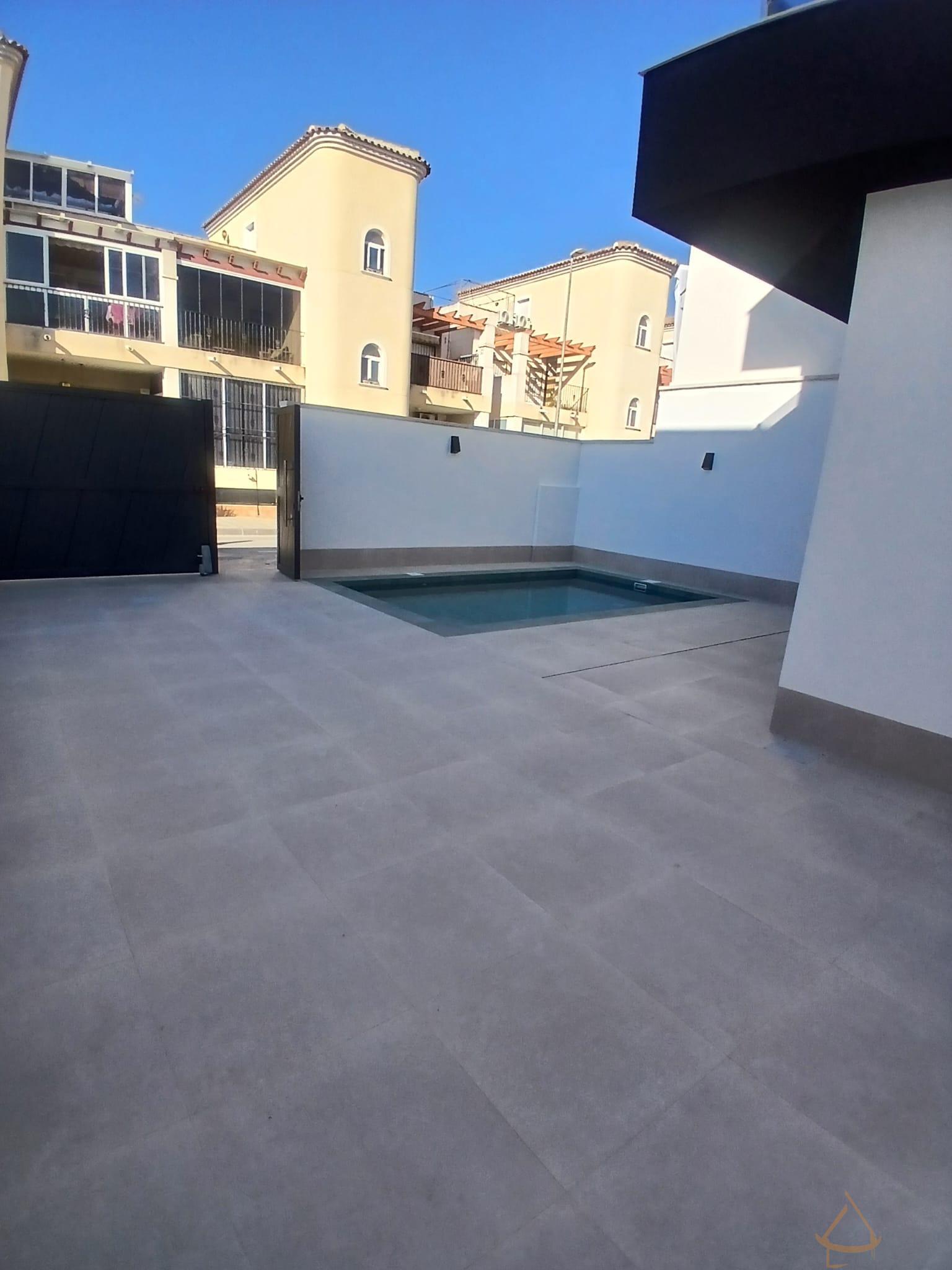 For sale of apartment in Almoradí