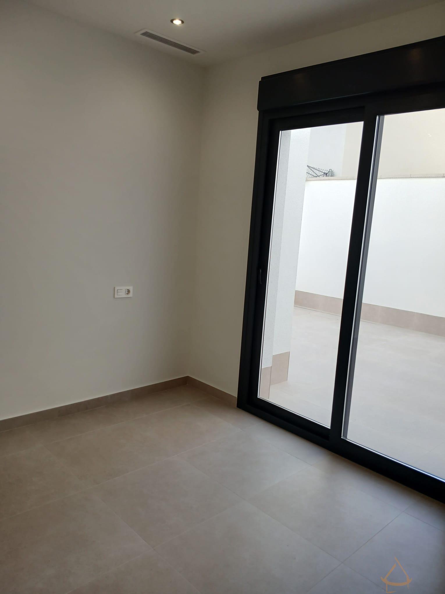 For sale of apartment in Almoradí
