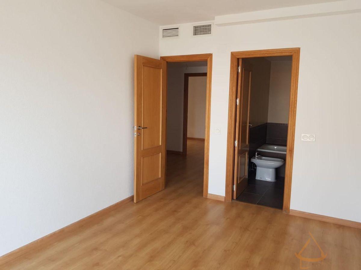 For sale of flat in Sucina