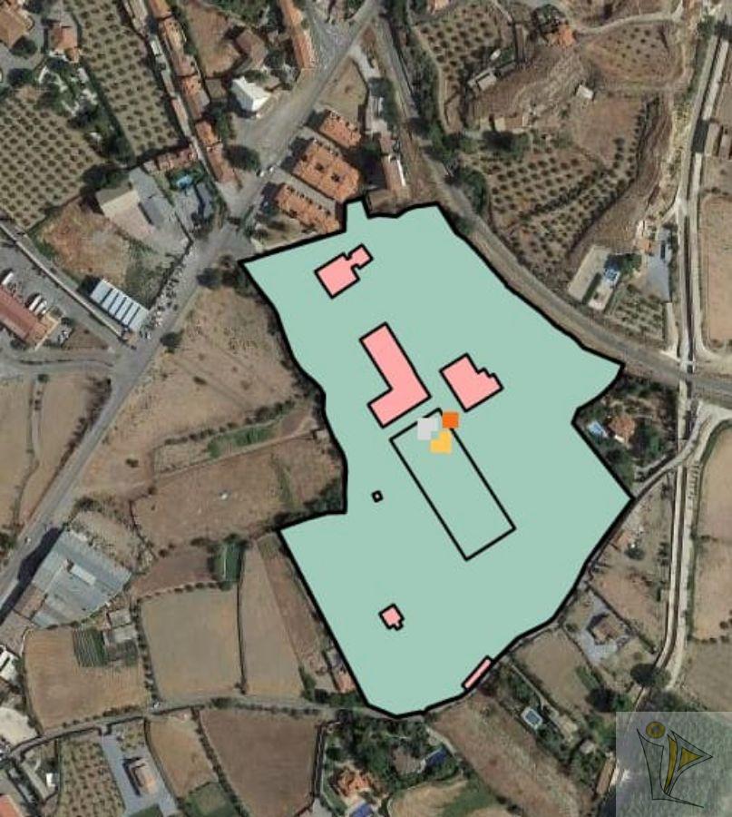 For sale of land in Guadix