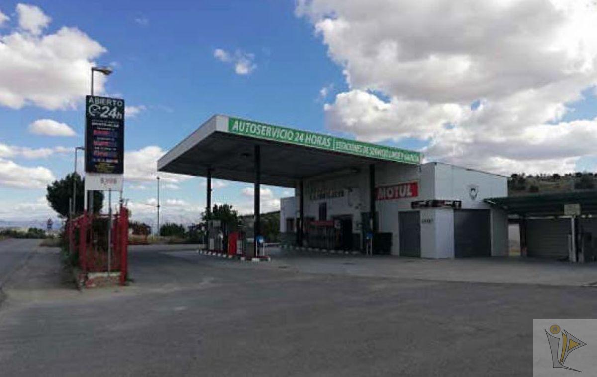 For sale of gas station in Montejícar