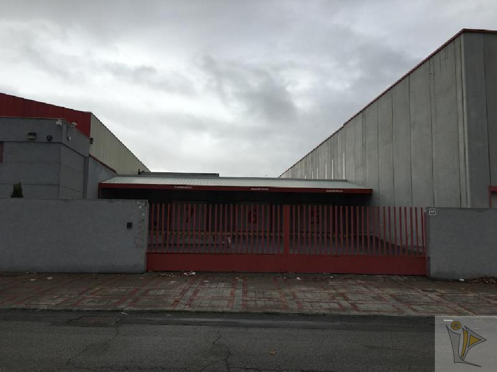 For sale of industrial plant/warehouse in Santa Fe
