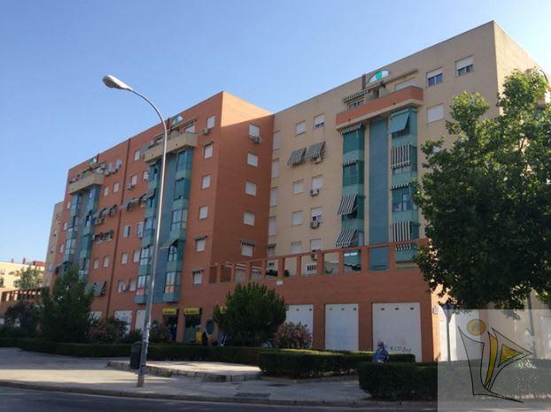 Venta de local comercial en Granada