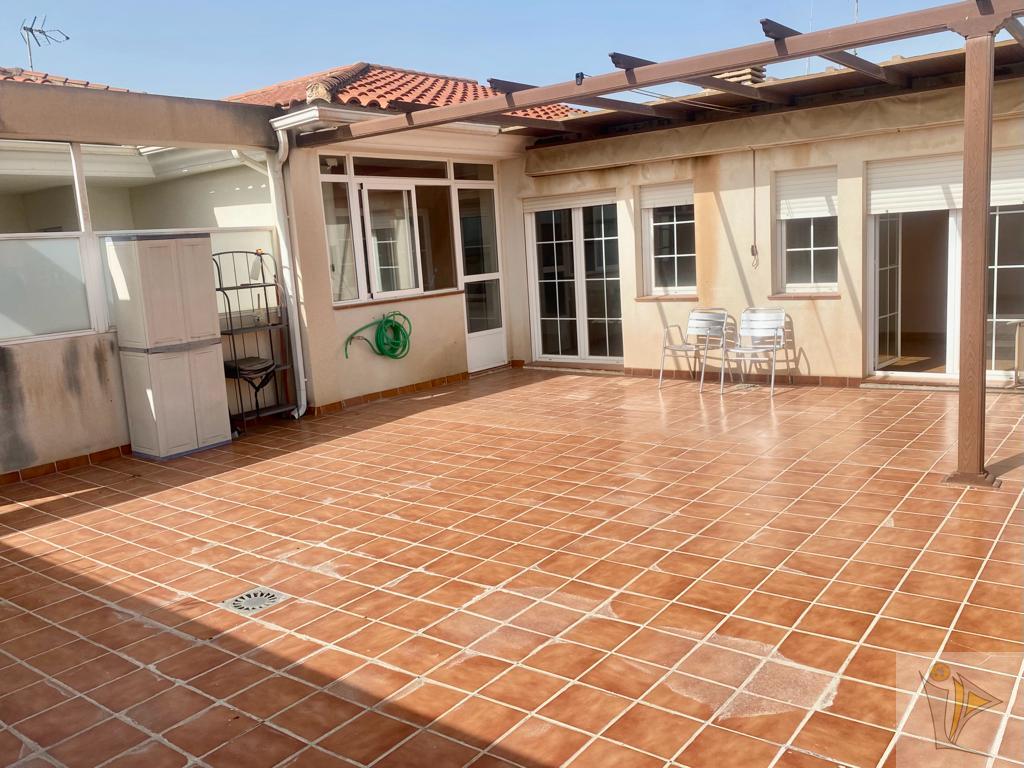 For sale of penthouse in Las Gabias