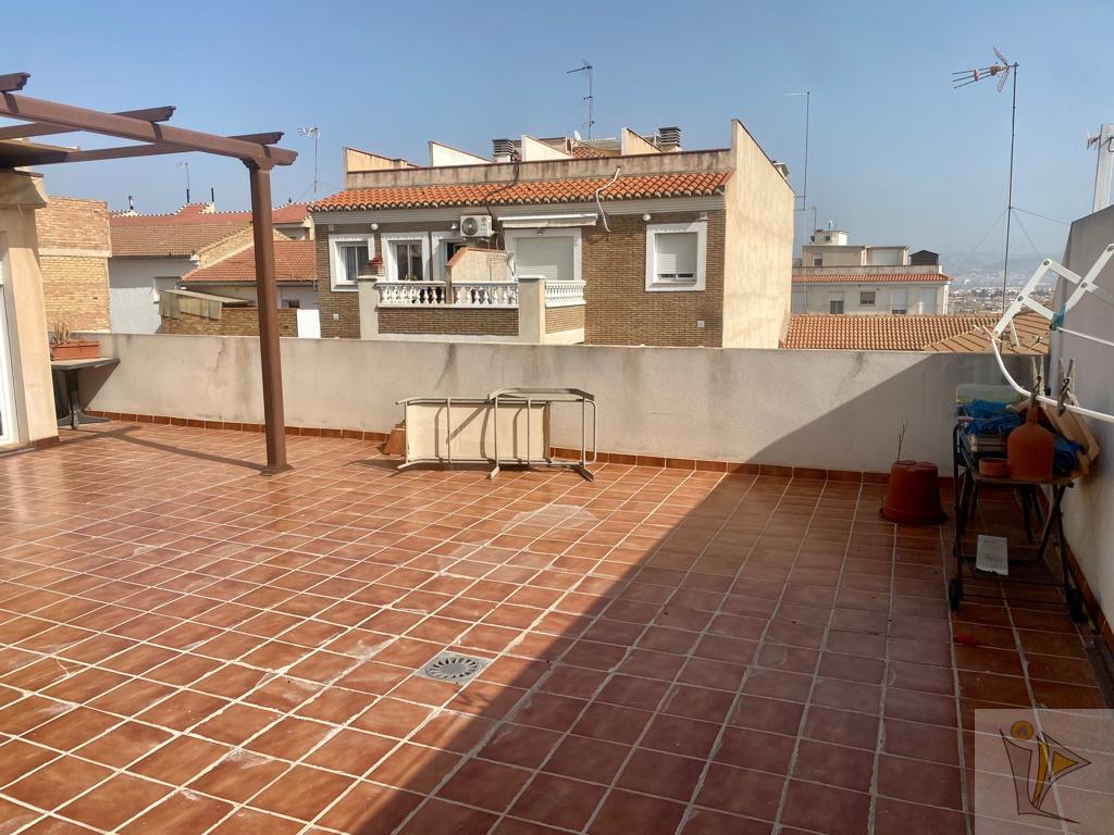 For sale of penthouse in Las Gabias