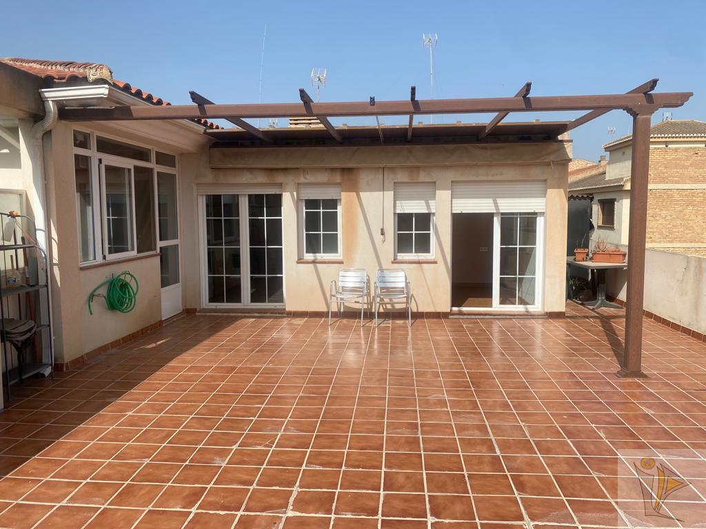 For sale of penthouse in Las Gabias