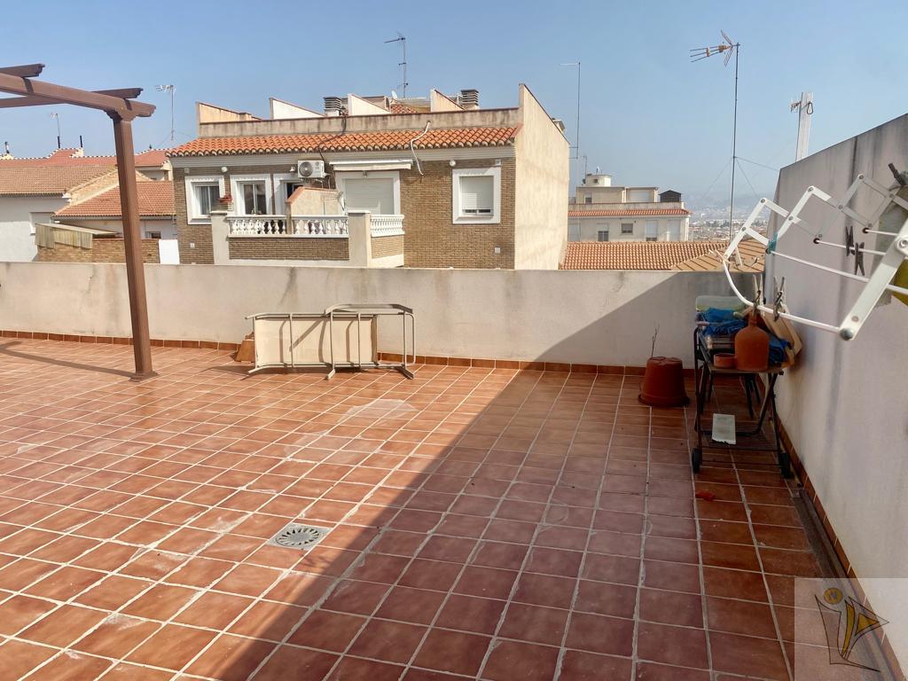 For sale of penthouse in Las Gabias