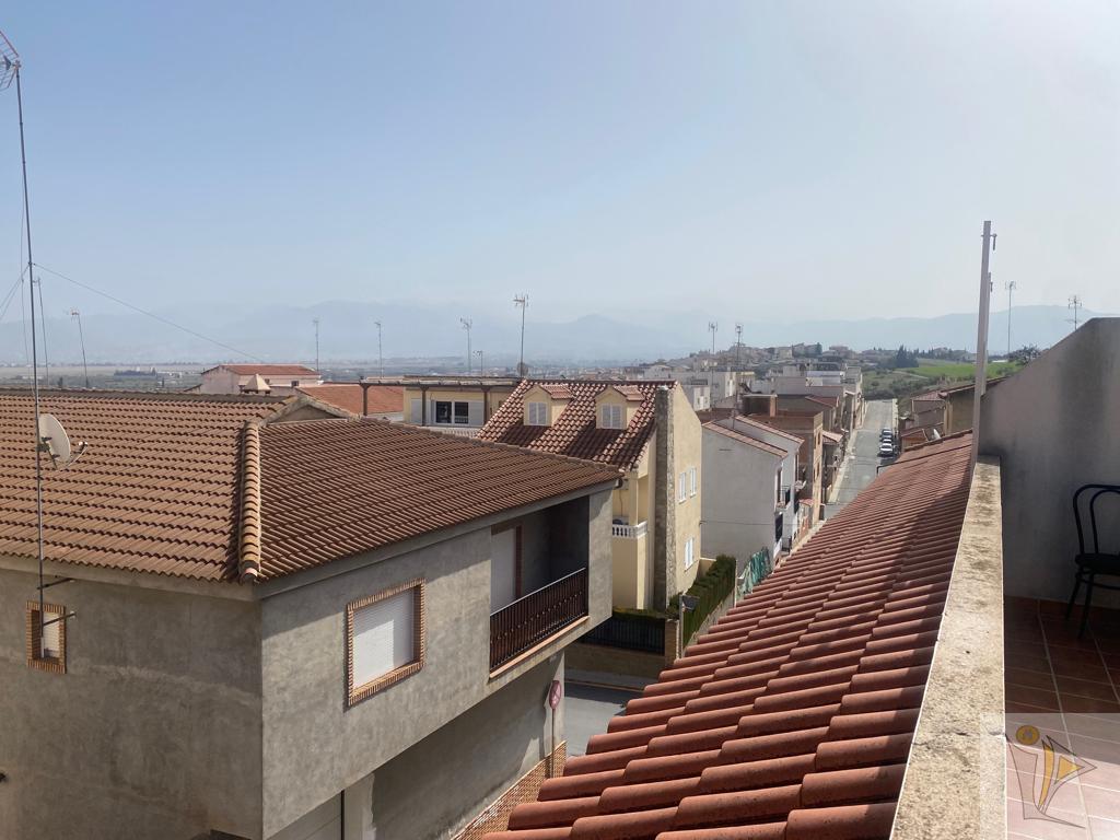For sale of penthouse in Las Gabias