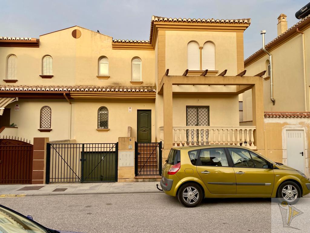 For sale of chalet in Albolote