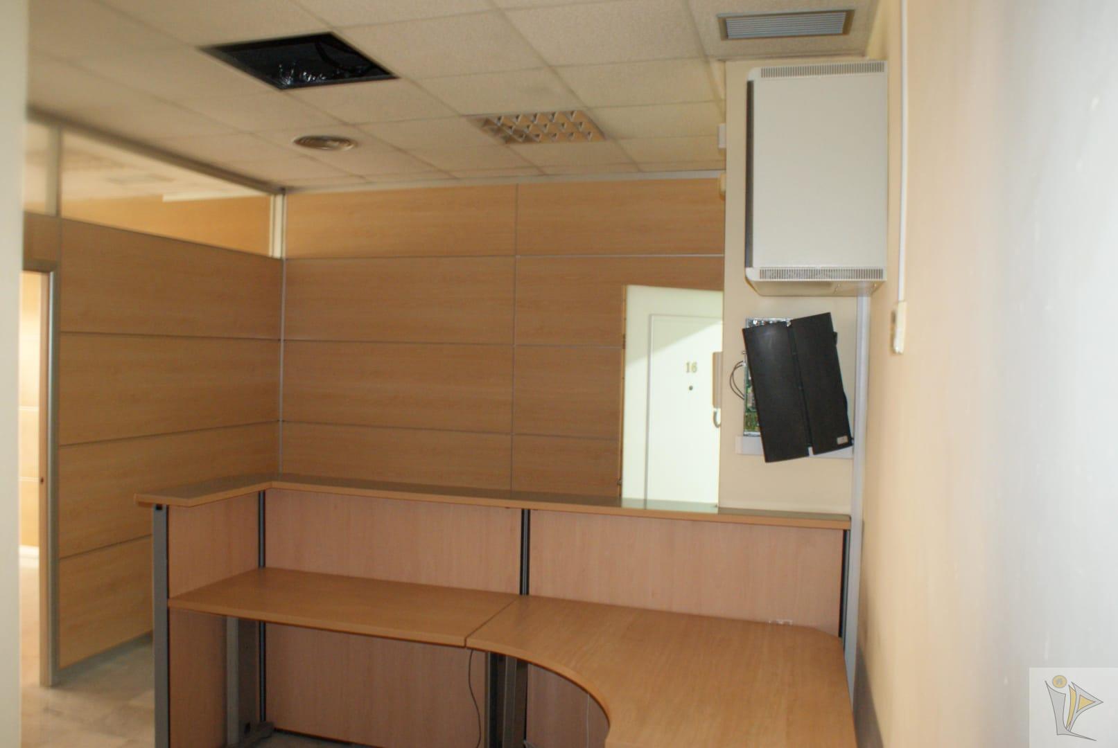 For sale of office in Marbella