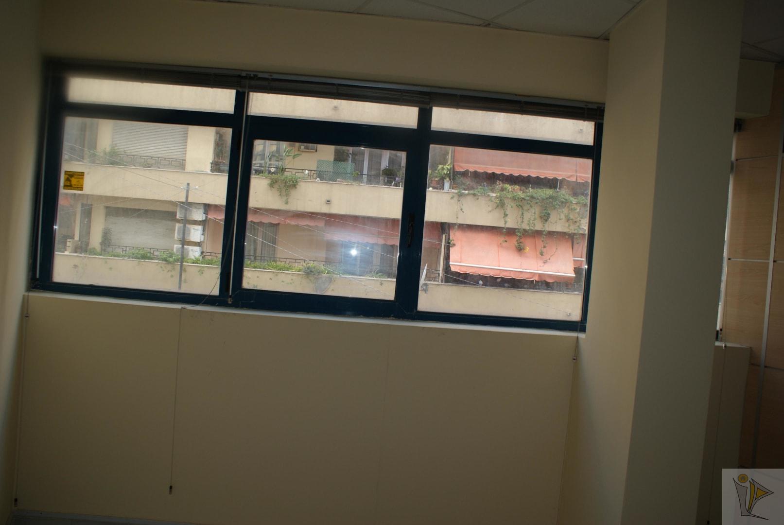 For sale of office in Marbella