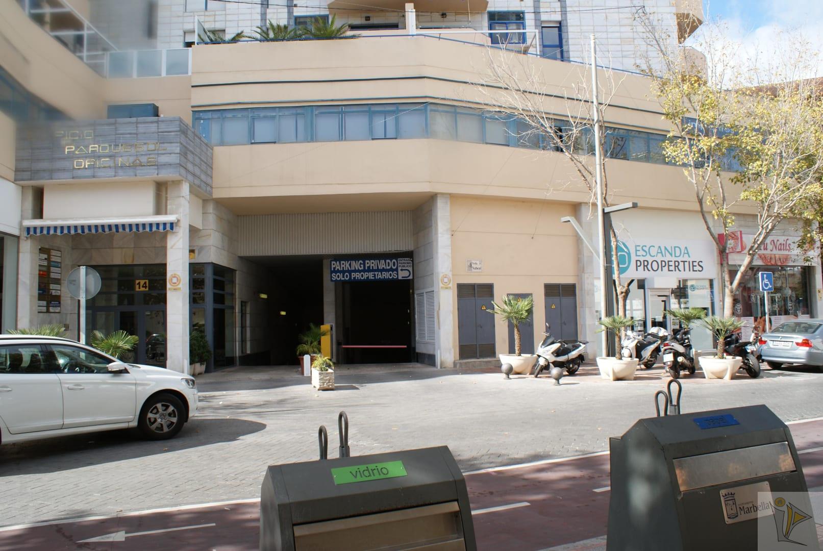For sale of office in Marbella