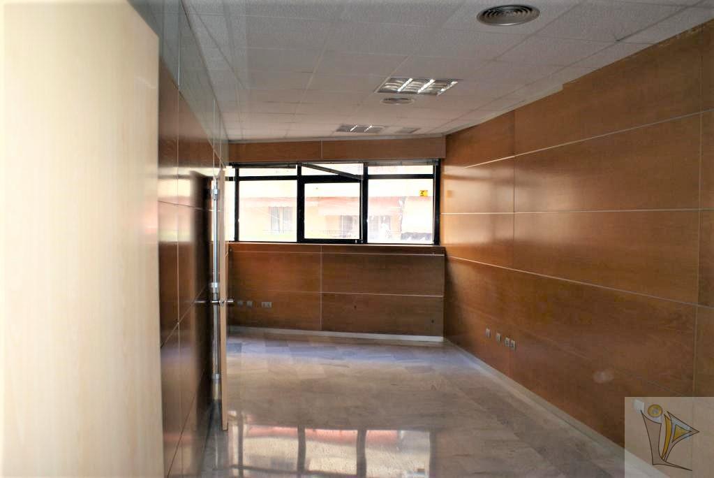 For sale of office in Marbella