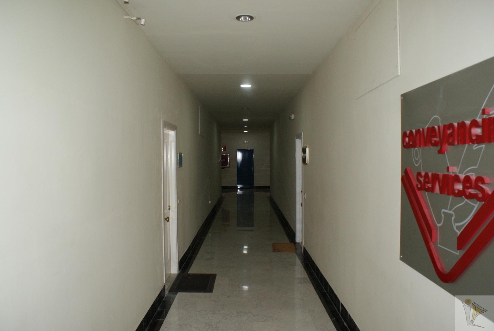 For sale of office in Marbella