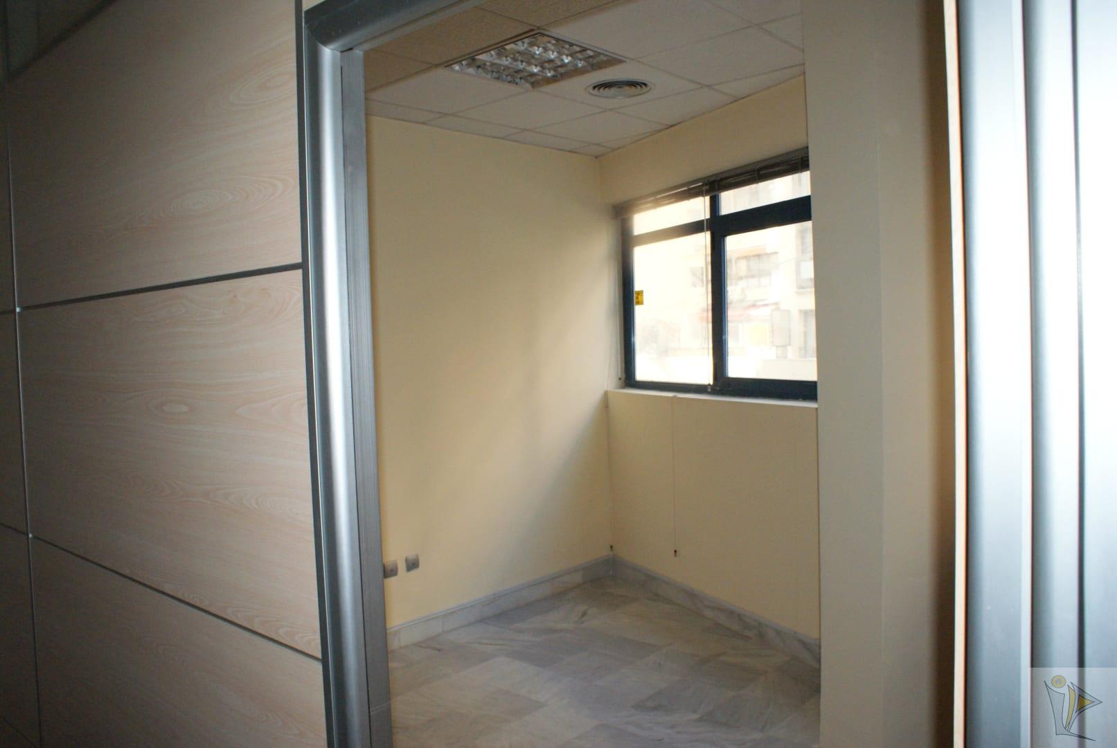 For sale of office in Marbella