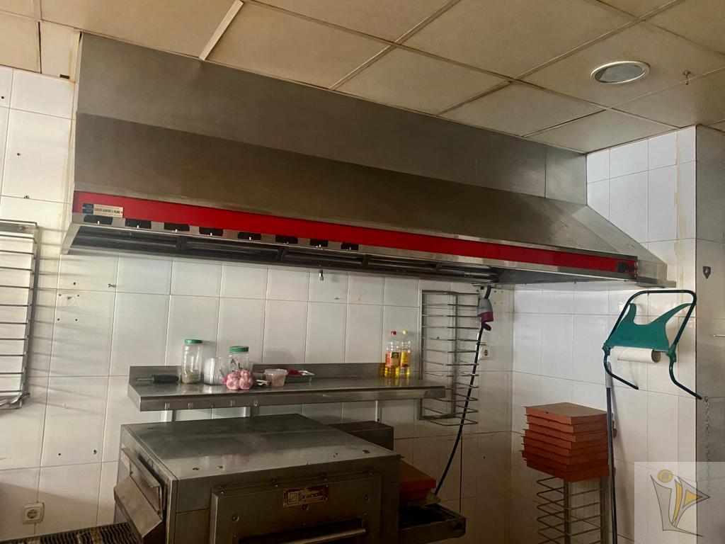 For rent of commercial in Granada