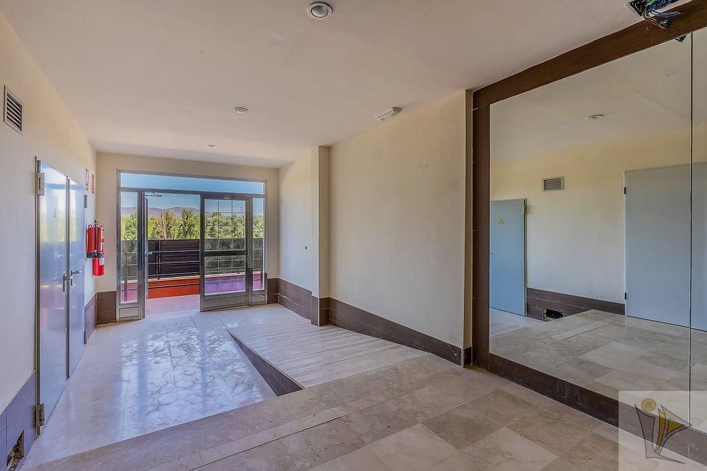 For sale of building in Atarfe