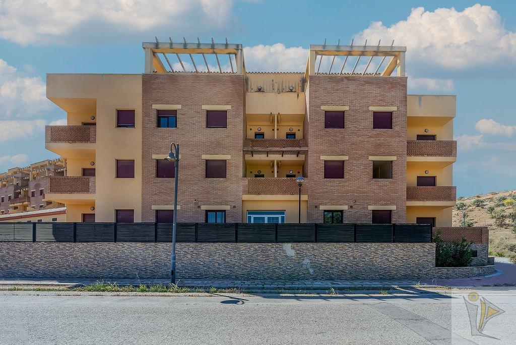 For sale of building in Atarfe