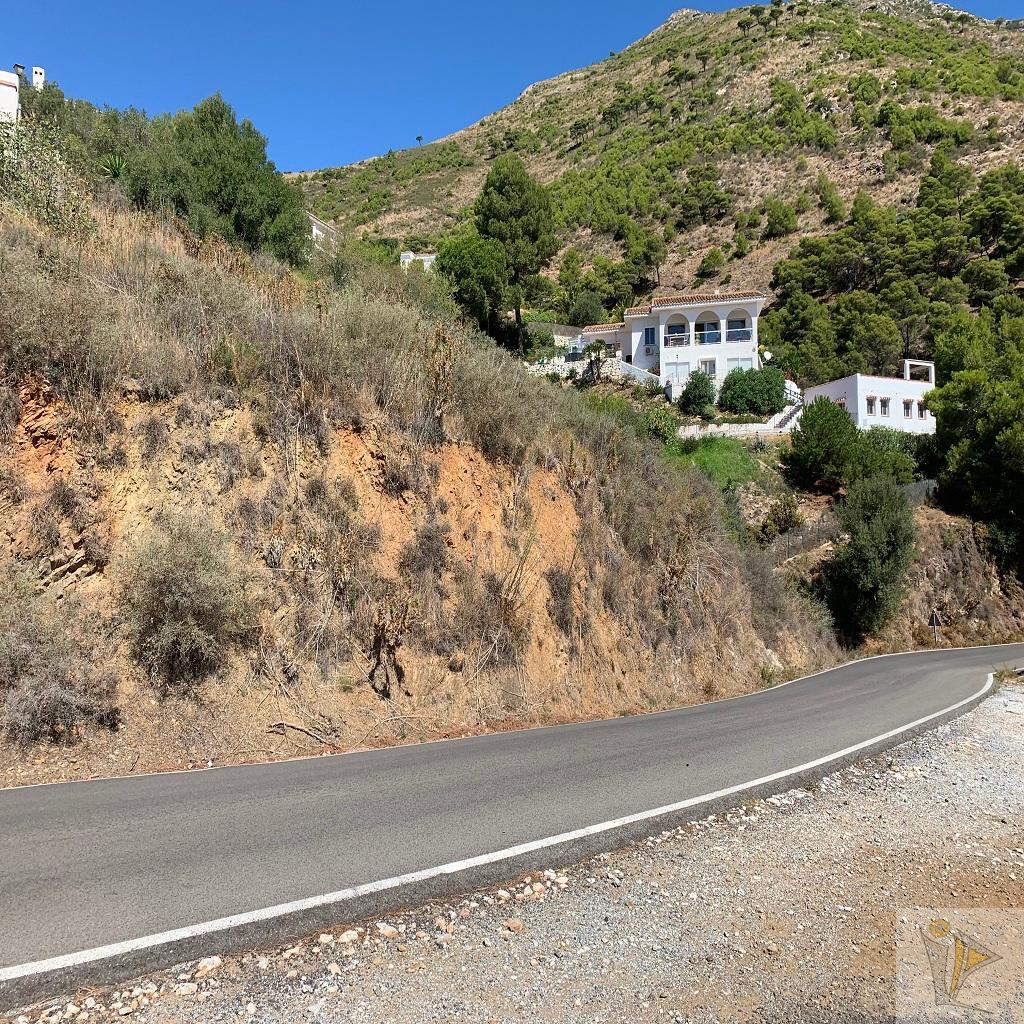 For sale of land in Mijas