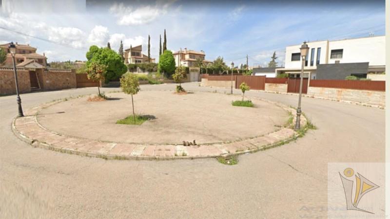 For sale of land in Las Gabias