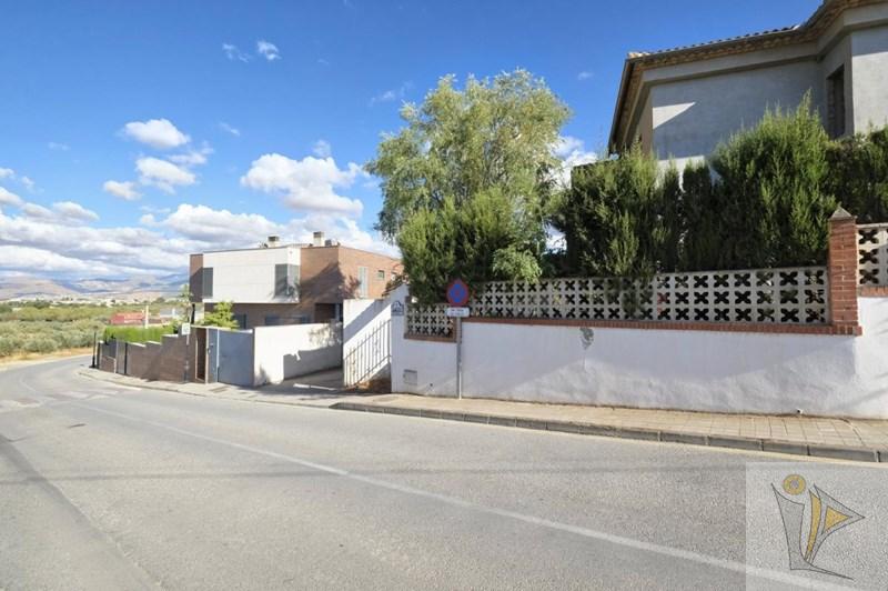 Venta de casa en Alhendín