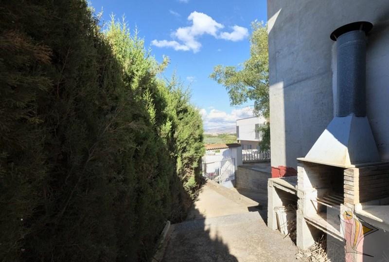 Venta de casa en Alhendín