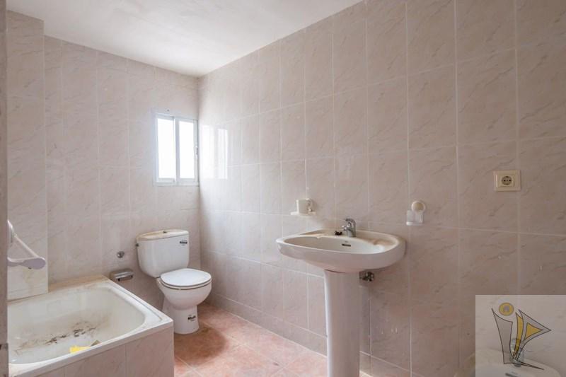 For sale of rural property in Güejar Sierra