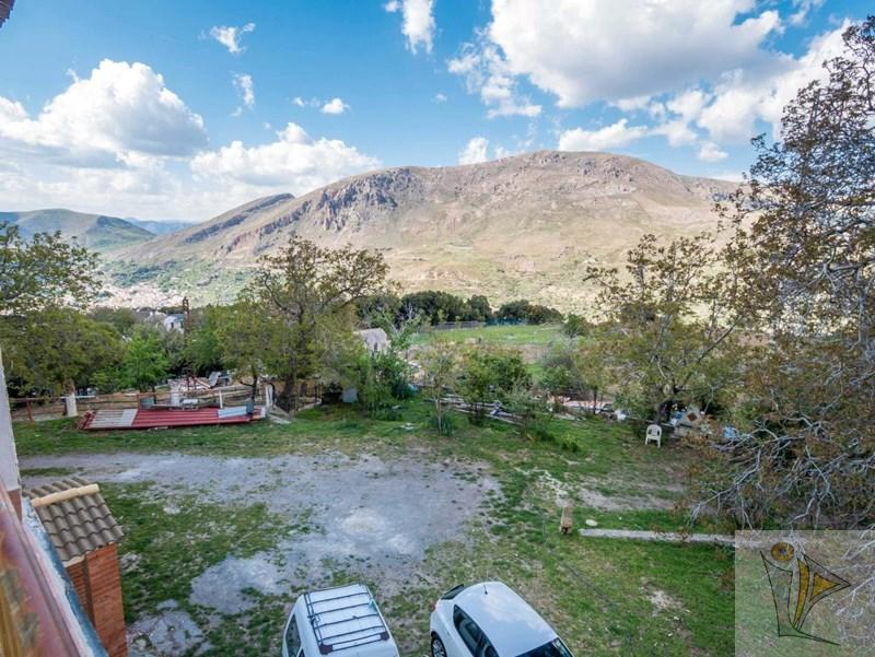 For sale of rural property in Güejar Sierra