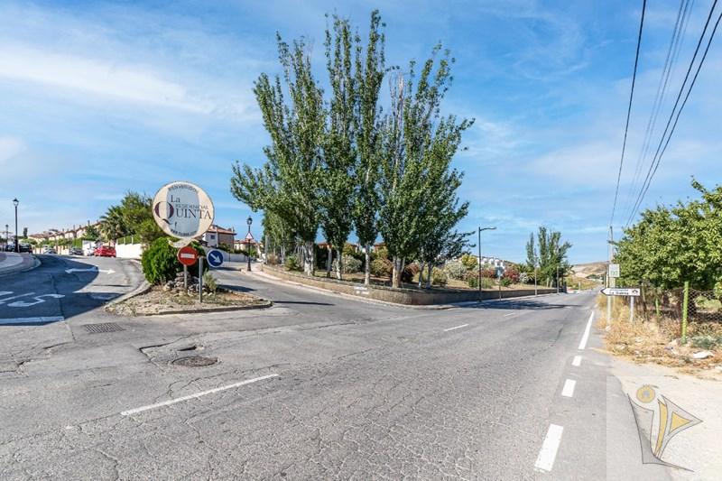For sale of land in Alhendín