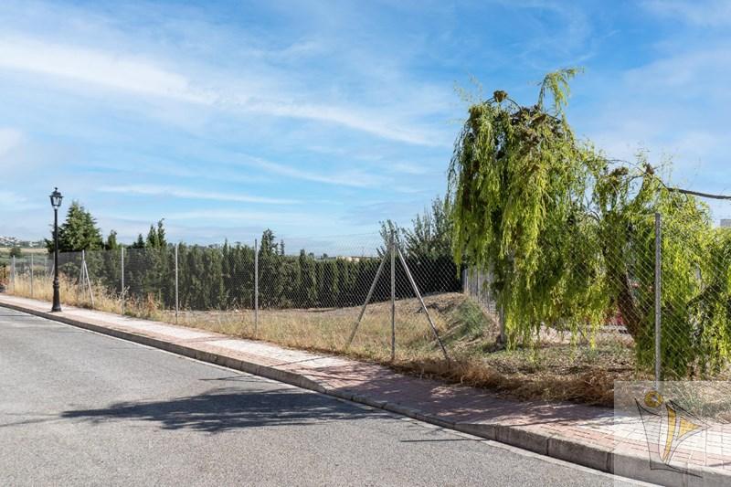 For sale of land in Alhendín