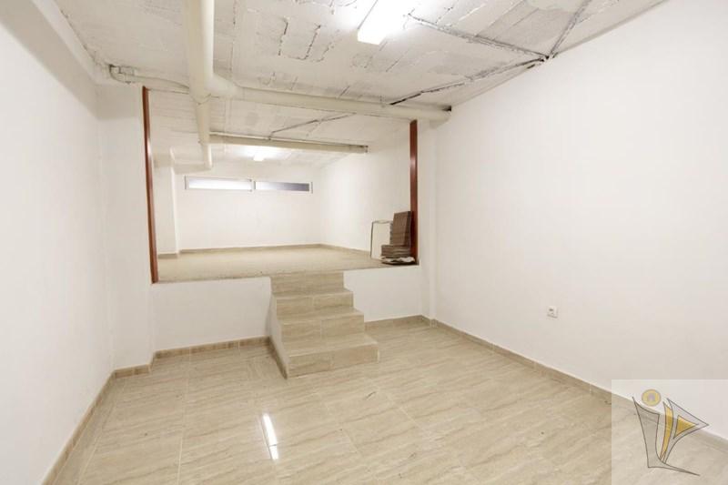 For sale of commercial in Otura