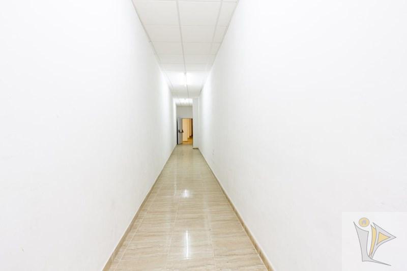 For sale of commercial in Otura